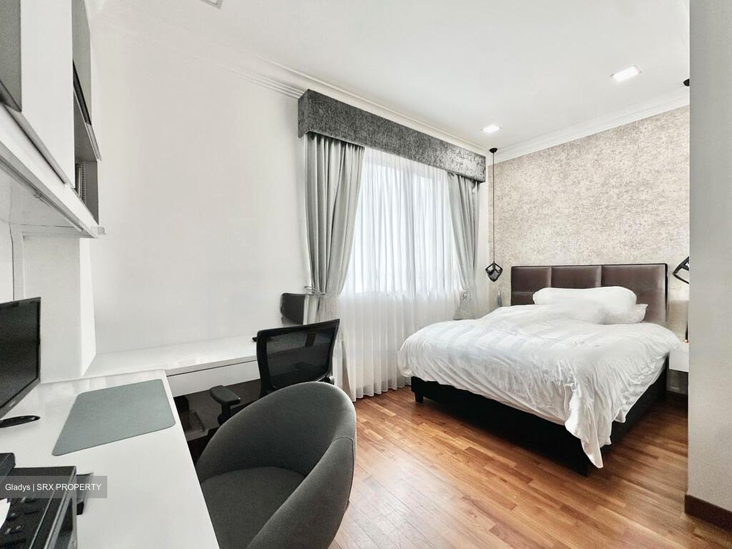 Bedok Avenue (D16), Semi-Detached #472244431